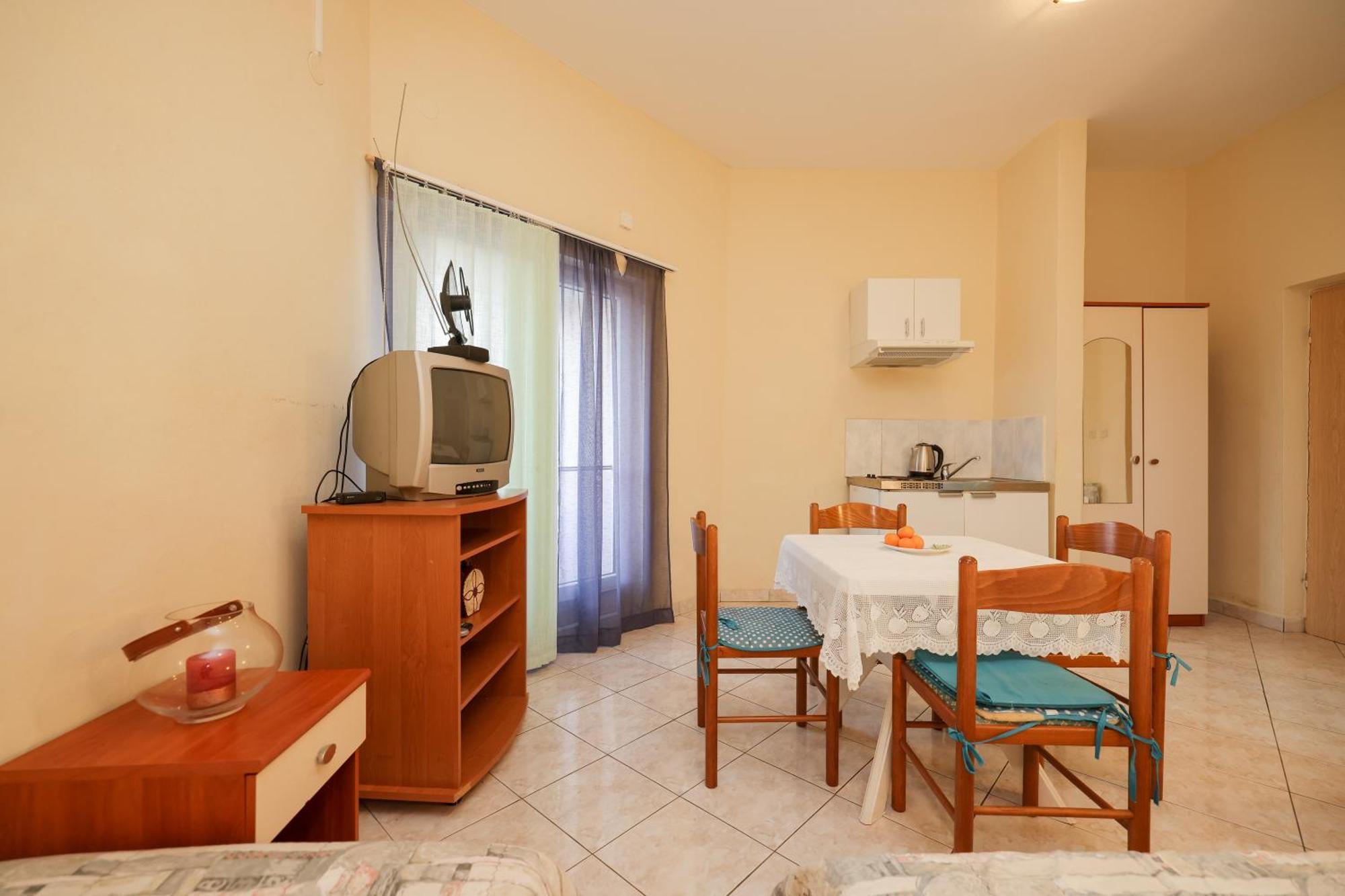 Beachfront Apartments Jermen Sukošan Εξωτερικό φωτογραφία