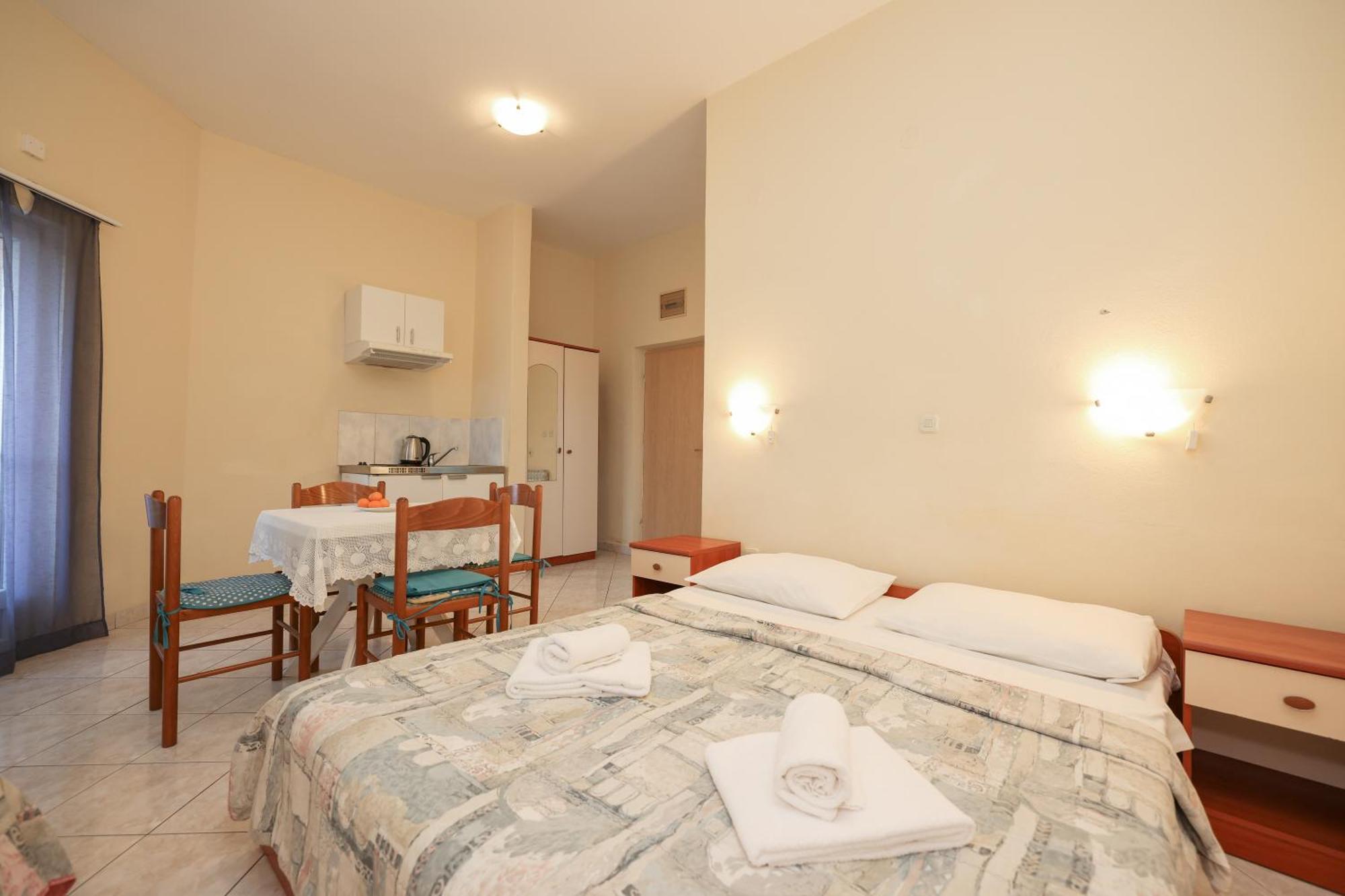 Beachfront Apartments Jermen Sukošan Εξωτερικό φωτογραφία